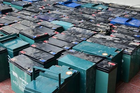 蓬江环正规公司回收UPS蓄电池,高价磷酸电池回收|高价钴酸锂电池回收